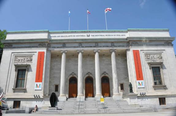 Fachada do imponente Museu de Belas-Artes de Montreal, no Canadá